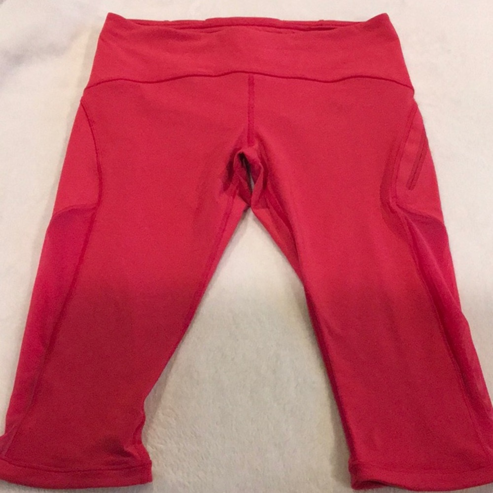 NWOT Lululemon crops